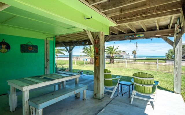 Salt Life Bay Getaway