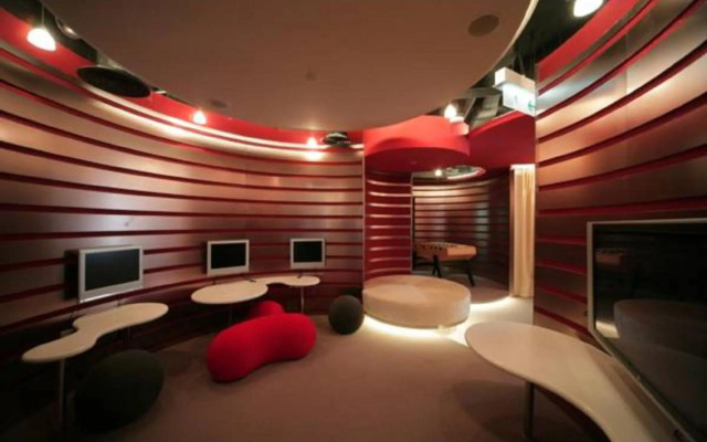 Kowloon Harbourfront Hotel