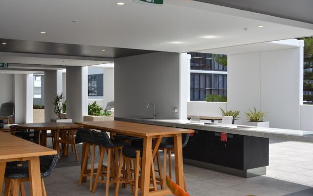 BRAND NEW Qube Broabeach Luxury 2 Bedroom