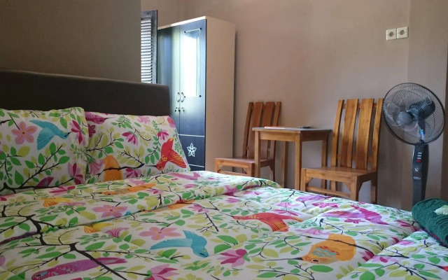 Café Johan Home Stay Senggigi