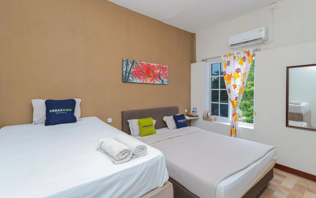 Urbanview Hotel Sofie Syariah Sidoarjo