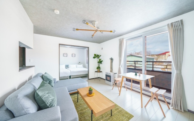 Hills Niseko 205 – Guest Rooms – Niseko