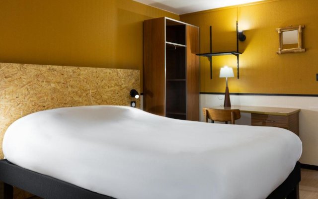 greet Hotel Villeneuve La Garenne