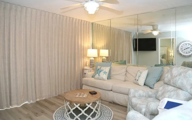 Bayview 54 2 Bedroom Condo