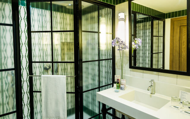 H10 Estepona Palace Hotel