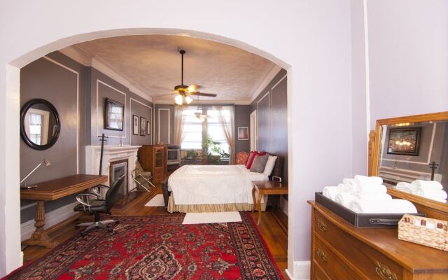 Saint Nicholas Inn