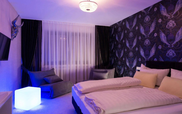 Hotel Hellers Twenty Four 1