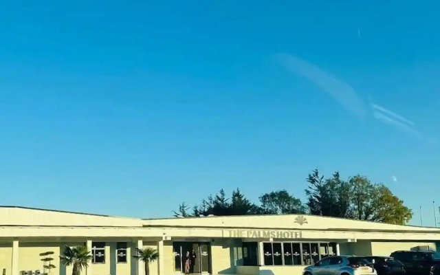 Palms Hotel & Retreat By Palette London Romford