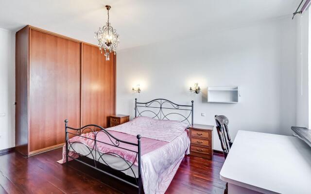 Апартаменты на улице Большая Садовая 52-56