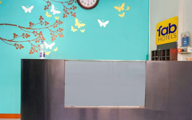 Fabhotel Royal residency - Nr Phoenix mall