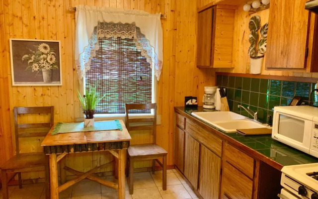 Grey Squirrel Resort & Vacation Rental Homes