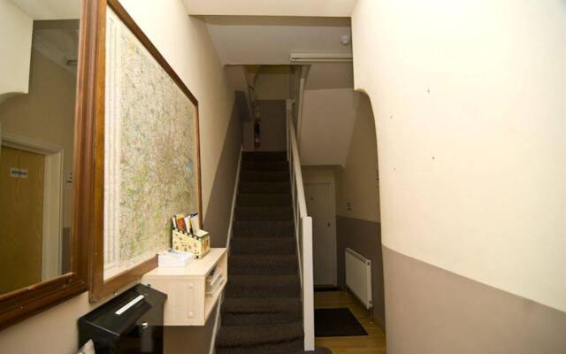 Holland Park Grove Hotel