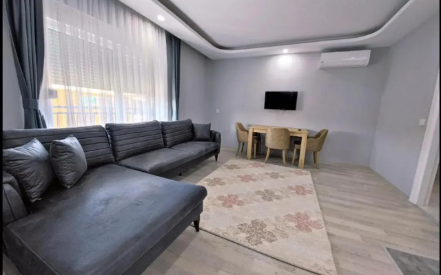 Adam Apart Hotel