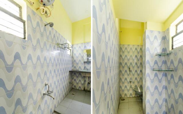 OYO Flagship 71828 HOTEL GURU