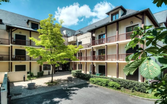 Comfort Aparthotel Lourdes L’Acacia