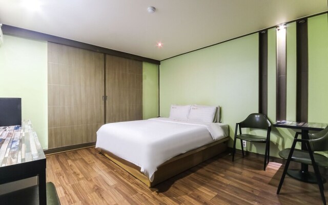 Jeonju Junghwasan-dong Q