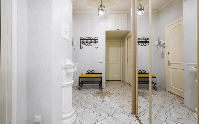 Апартаменты на улице Восстания 42