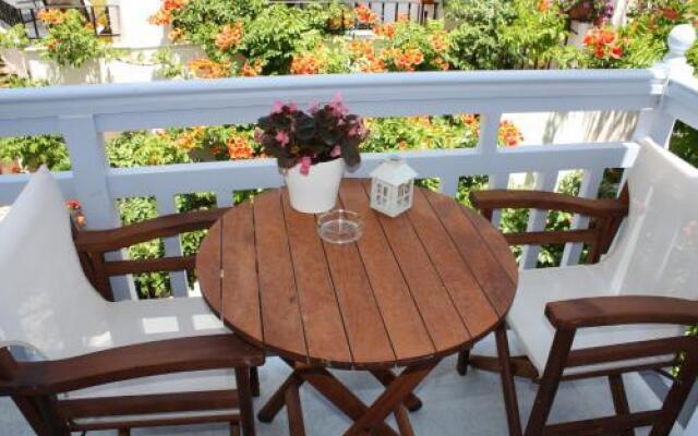Sanoudos Hotel