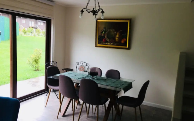 Casa Condominio Alicura