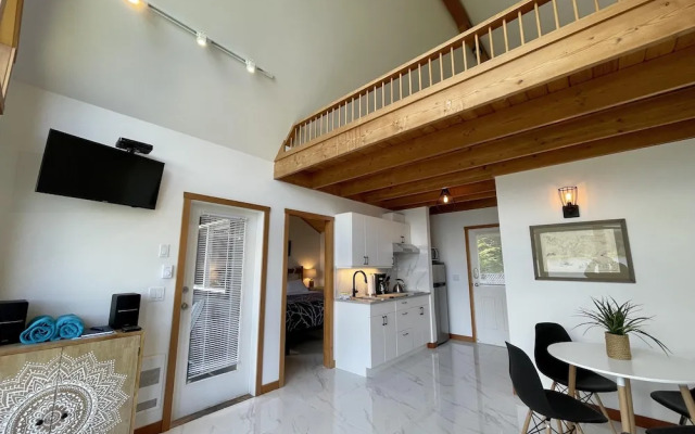 Doc Holiday Cabin