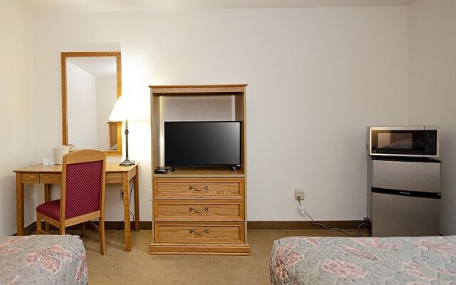 Urbana Inn & Suites