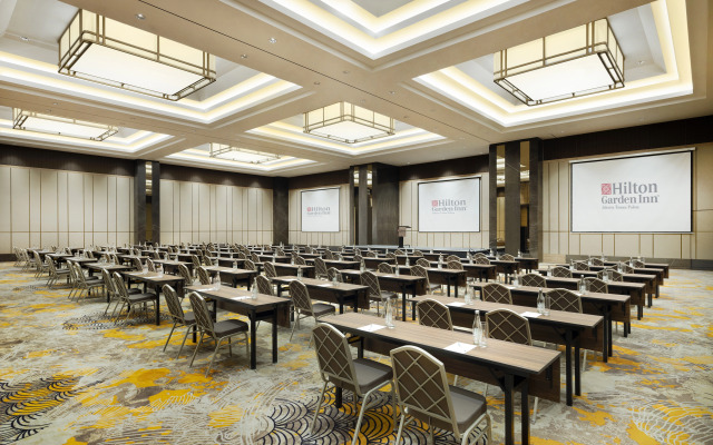 Hilton Garden Inn Jakarta Taman Palem