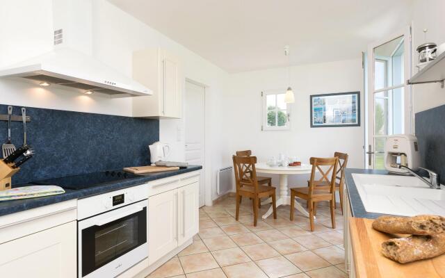 Spacious villa with private swimming pool near a golf course