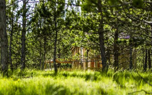 Terre des Baronnies. Cabanes