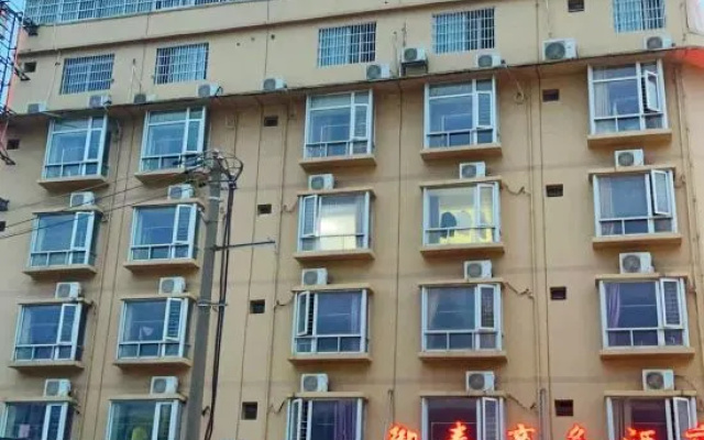 Yutai Business Hotel – Exterior – Baise