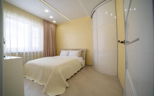 Апартаменты на улице Топоркова 6/5