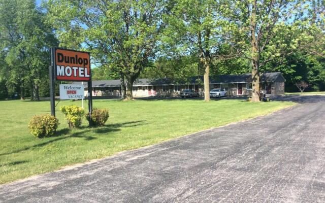 Dunlop Motel