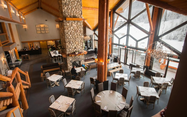 Lizard Creek Lodge