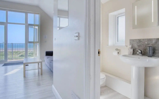 Bluebird - 2 Bedroom Apartment - Pendine