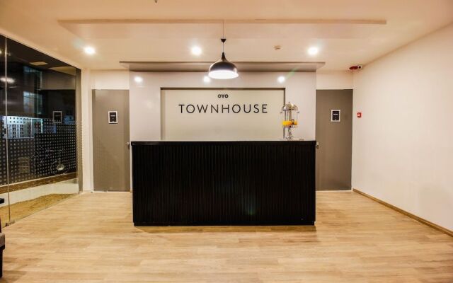 Oyo Townhouse 112 Madhapur