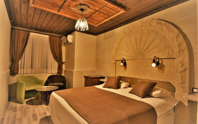 Ciner Hotel