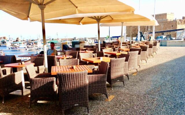 Faros Beach Apartment A102