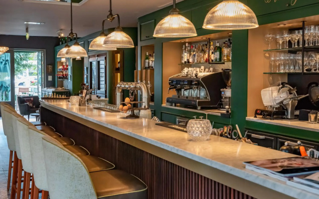 Restaurant, Hotel & Spa Savarin
