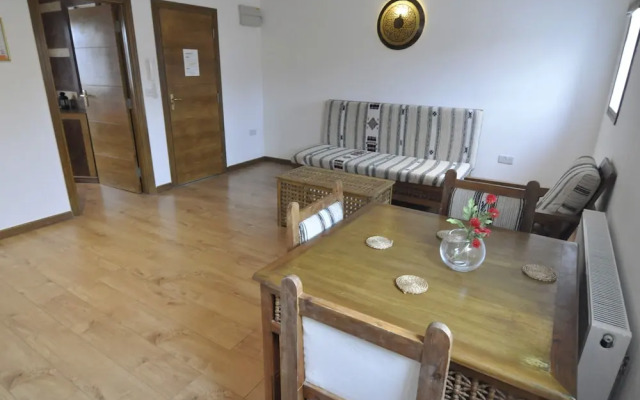 Fg Property - Earls Court, Kempsford Gardens Flat A