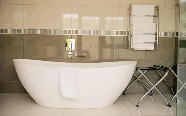 Africanos Country Estate