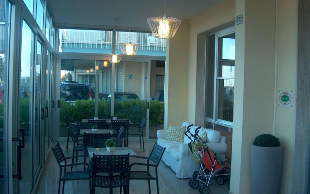 Hotel Trevi