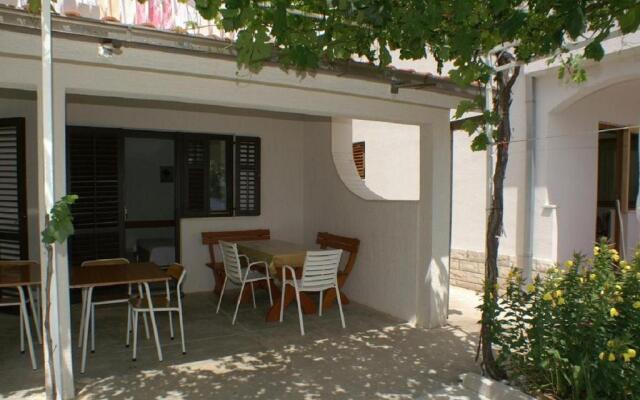 Apartments Niko - 50m from beach
