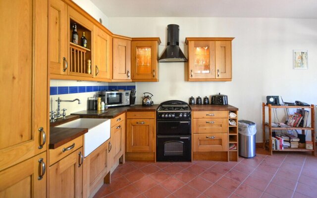Nice Apartment in Bucine With 2 Bedrooms, Wifi and Outdoor Swimming Pool