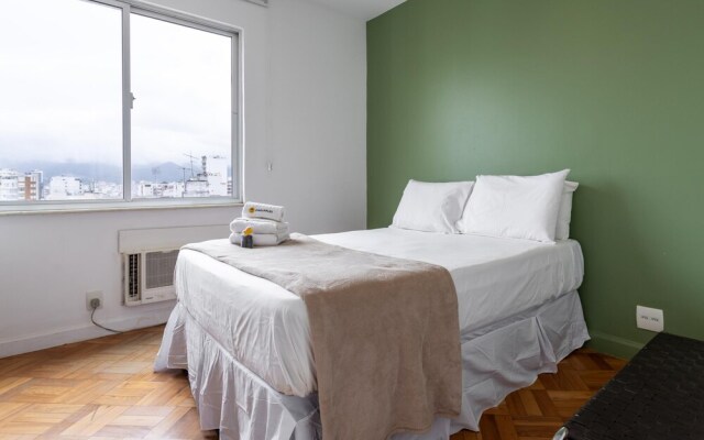 Comfort and Elegance in Ipanema Bt1206