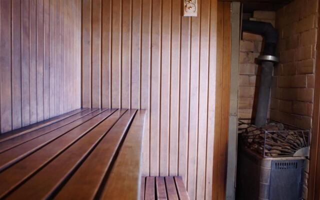 Rest House Dreilini