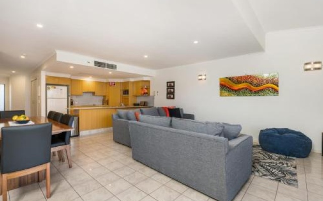 Byron Bay Accom Unit 2 8 Lawson Street, Byron Bay - Absolute Solace – Lobby – Byron Bay