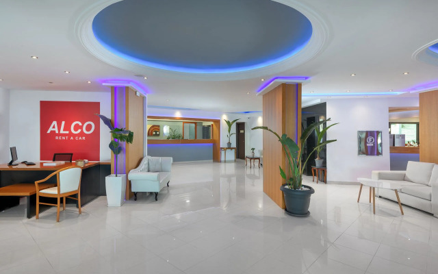 Oceanis Park Hotel