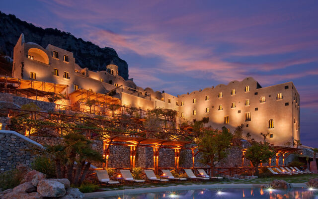 Monastero Santa Rosa Hotel & Spa