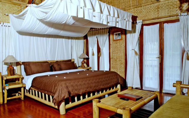 Kampung Sampireun Resort & Spa – Guest Rooms – Samarang