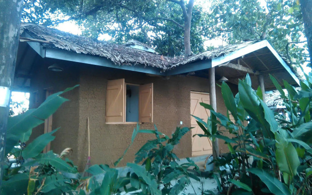 Sea Heart House on Koggala Lake