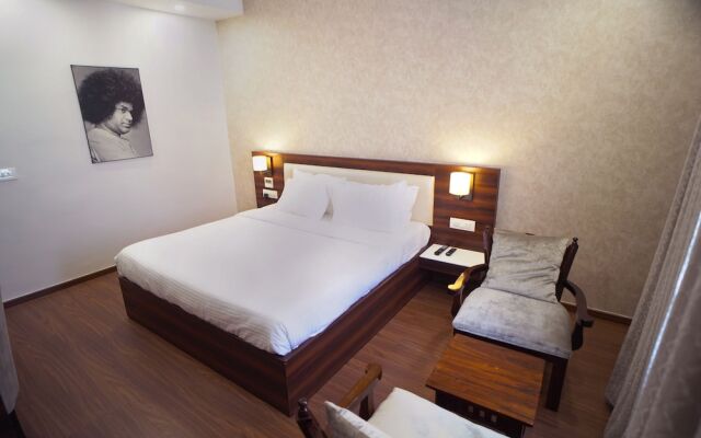 Sai Maa Hotel & Residency